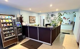 Melville Country Inn